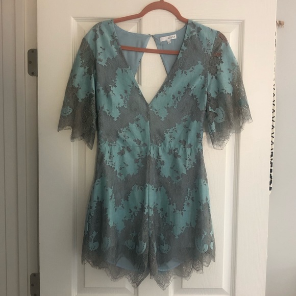 Low Back Lacey Romper - Picture 2 of 4